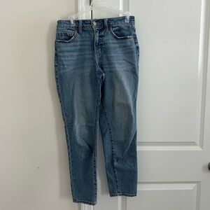 Light Wash Straight Mom Jeans